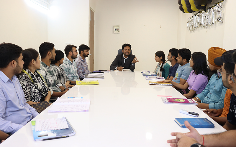 Best English Spoken Class in Laxmi Nagar